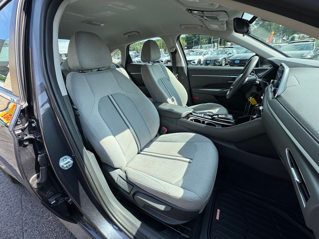 2021 Hyundai Sonata SE - Photo 25