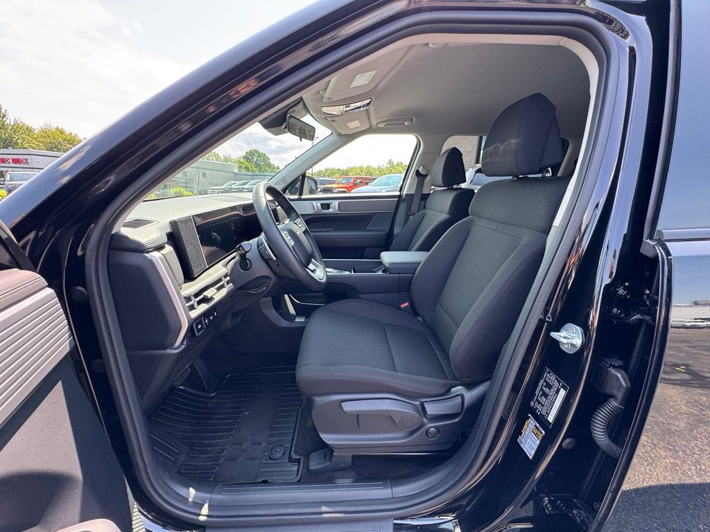 2026 Hyundai Santa Fe SE - Photo 42