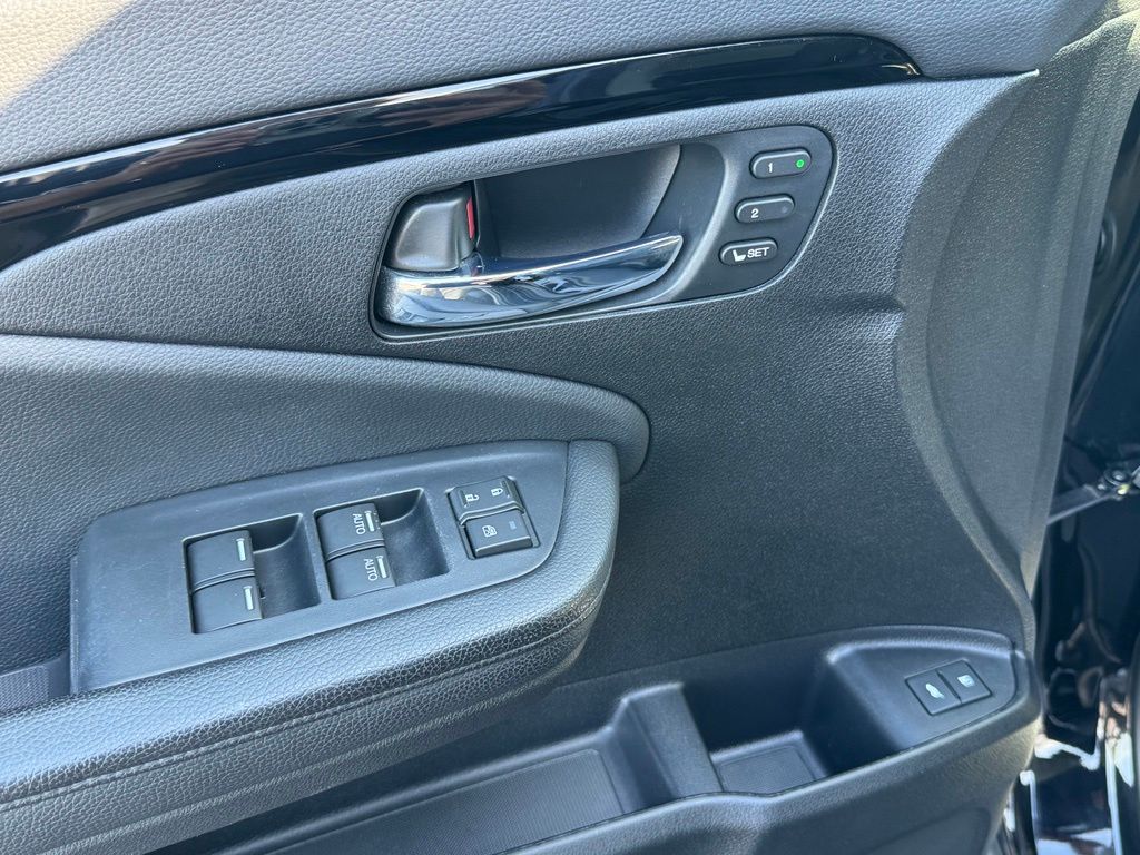 2021 Honda Pilot Elite - Photo 41