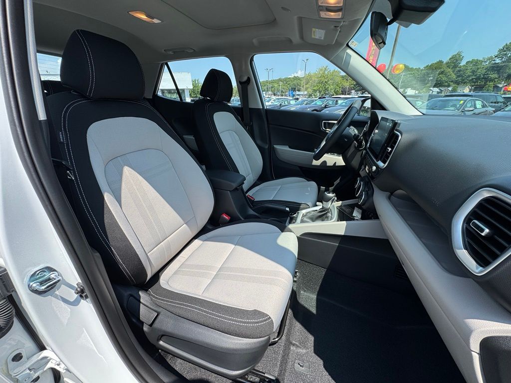 2026 Hyundai Venue SEL - Photo 26