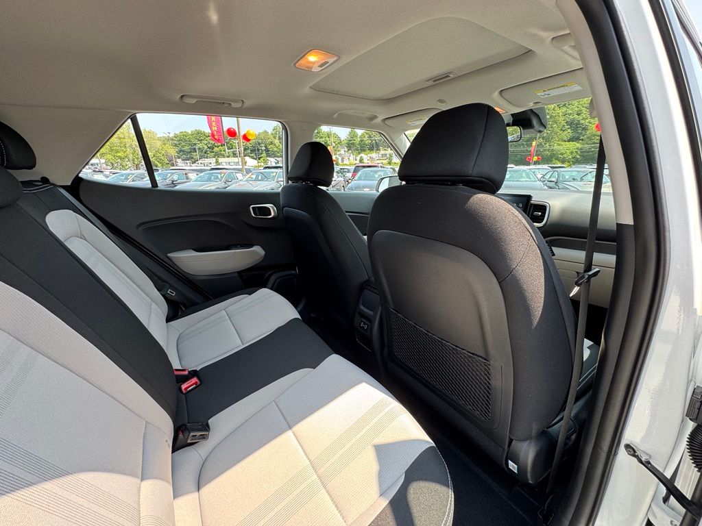 2026 Hyundai Venue SEL - Photo 24