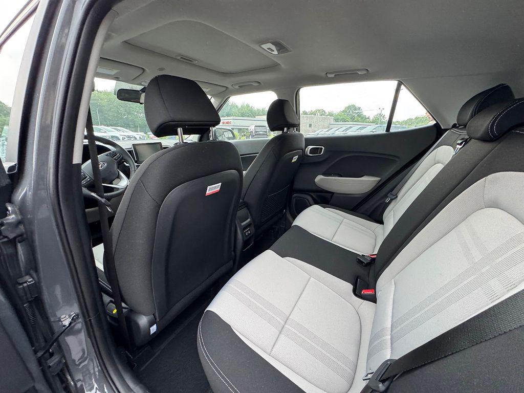 2026 Hyundai Venue SEL - Photo 9