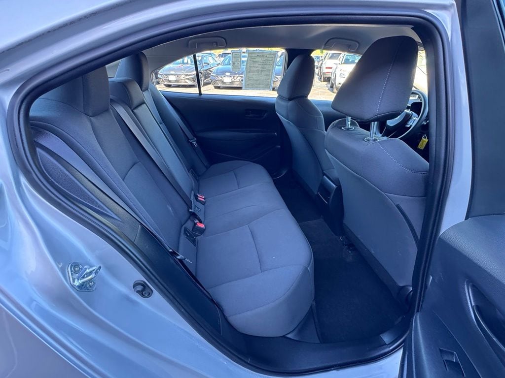 2022 Toyota Corolla LE - Photo 22