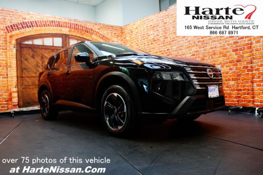 Used 2024 Nissan Rogue SV SUV