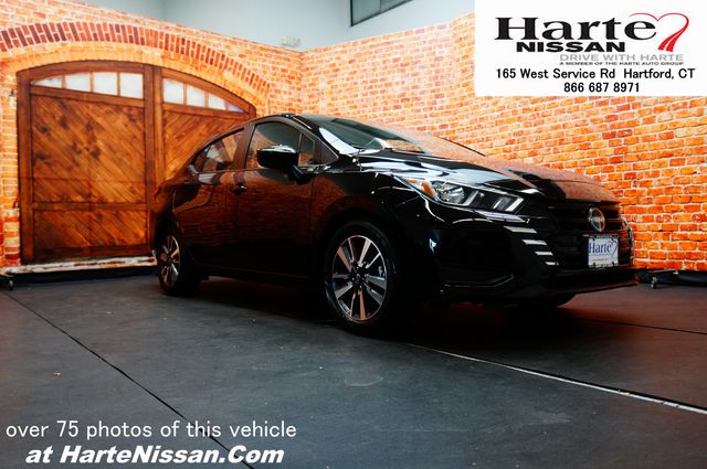  Nissan Versa