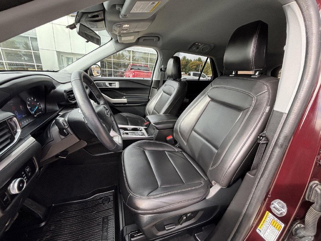 2023 Ford Explorer XLT - Photo 13
