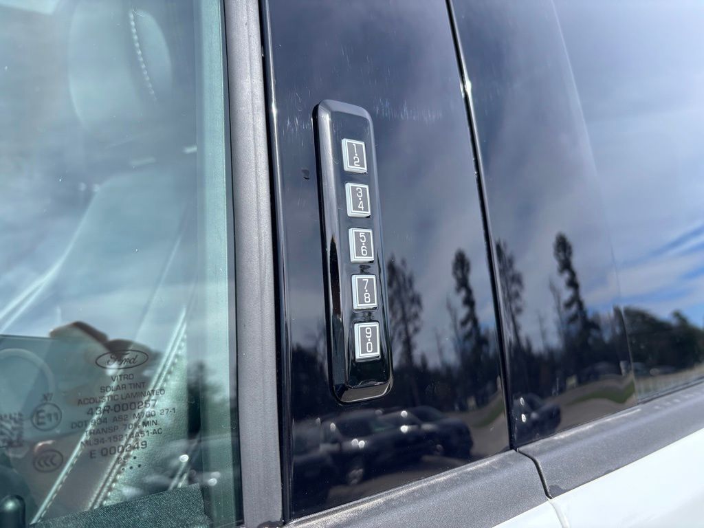 2026 Ford F-150 Lariat - Photo 10