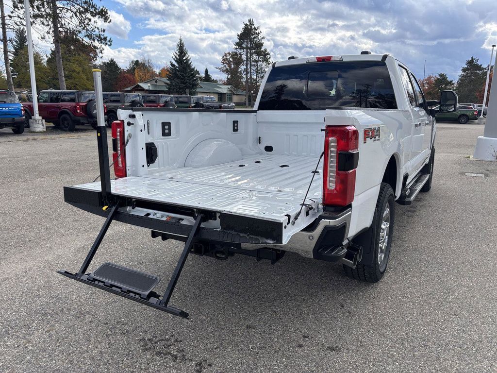 2026 Ford F-250 Super Duty Lariat - Photo 9