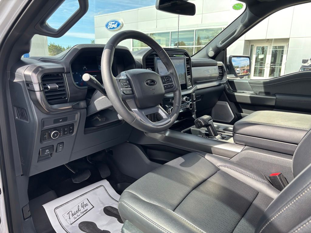2026 Ford F-150 Lariat - Photo 17