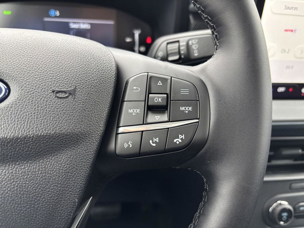 2026 Ford Maverick XLT - Photo 28