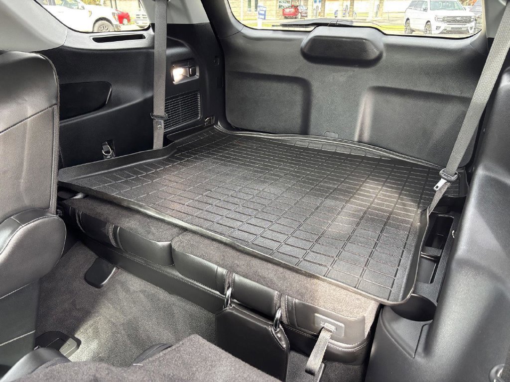 2023 Ford Explorer XLT - Photo 16