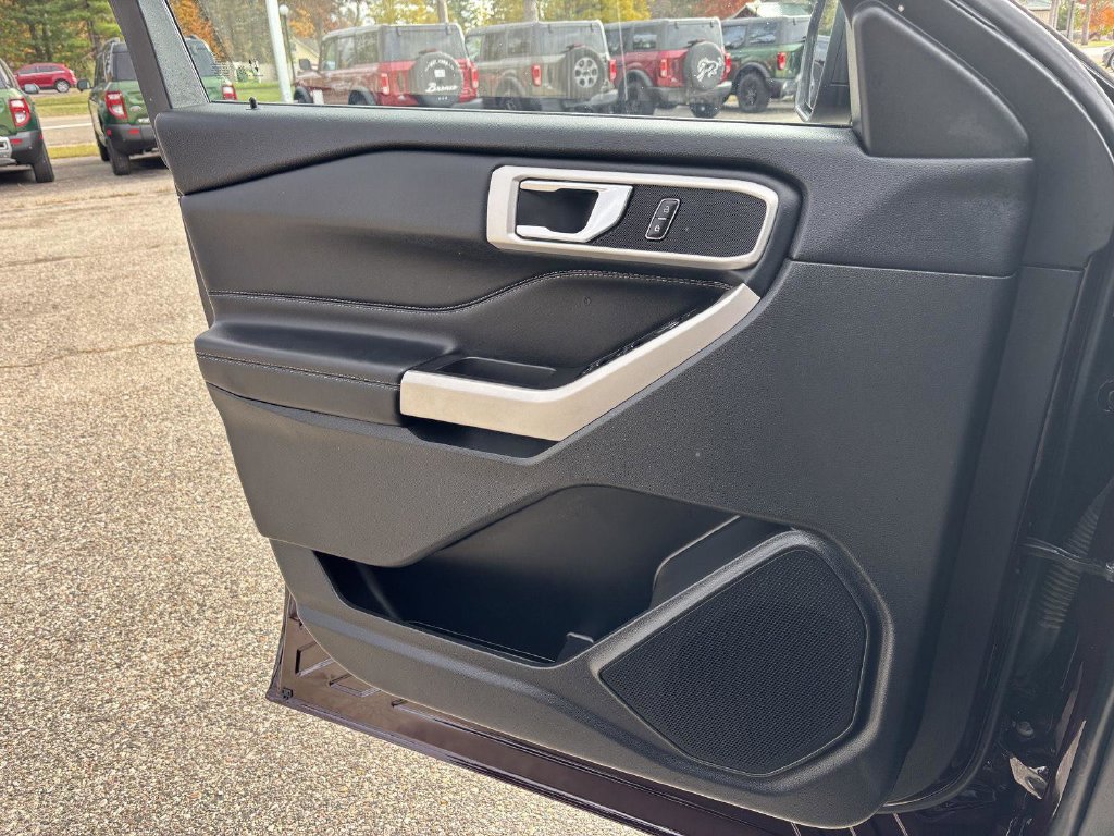 2023 Ford Explorer XLT - Photo 21