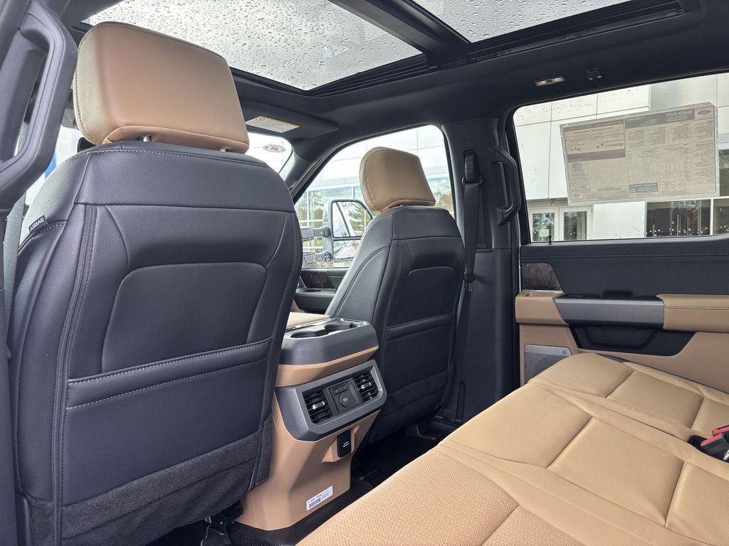 2026 Ford F-250 Super Duty Lariat - Photo 17