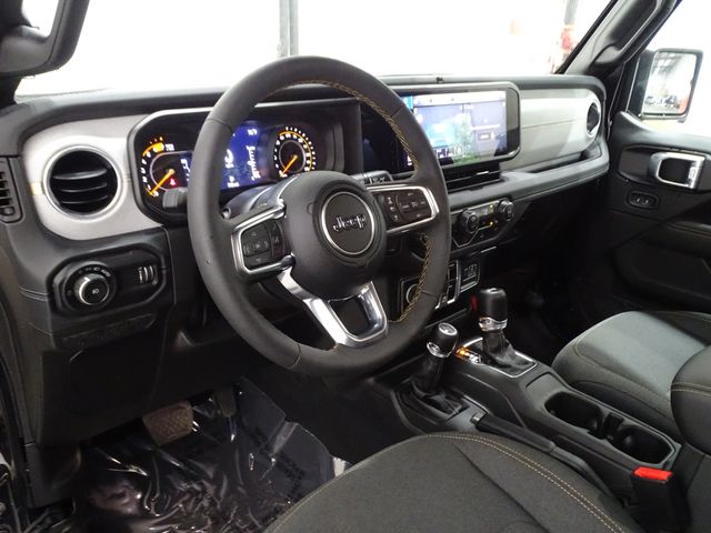 2024 Jeep Wrangler 4-Door Sahara - Photo 20