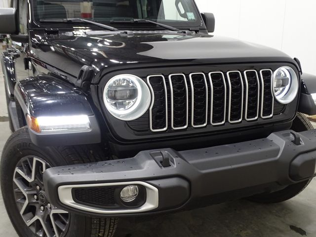 2024 Jeep Wrangler 4-Door Sahara - Photo 41