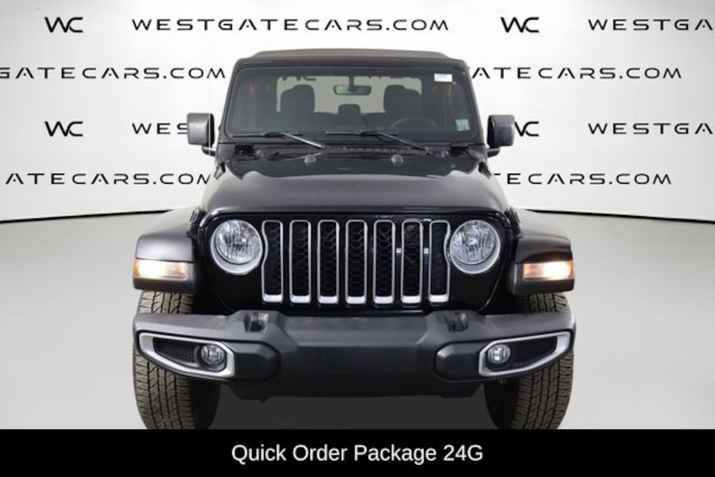 Used 2022 Jeep Gladiator Overland Truck Crew Cab