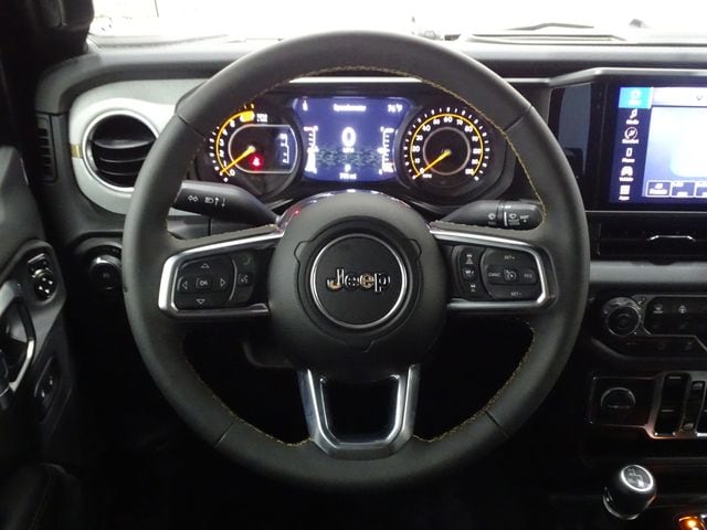 2024 Jeep Wrangler 4-Door Sahara - Photo 22