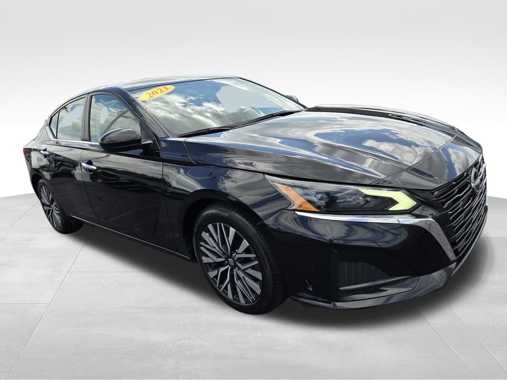 2023 Nissan Altima SV