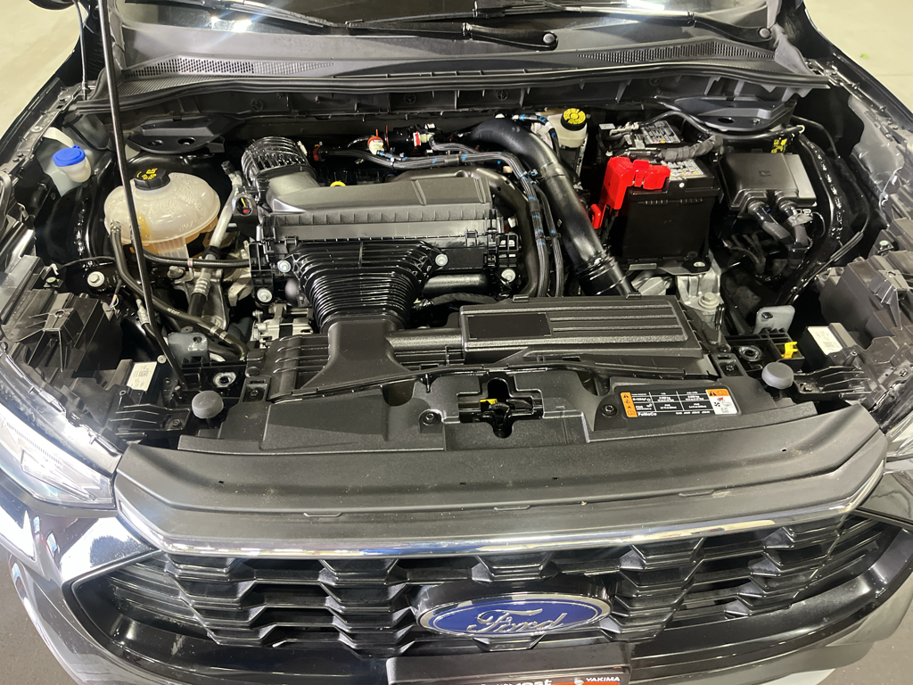 2025 Ford Escape ST-Line Select - Photo 30