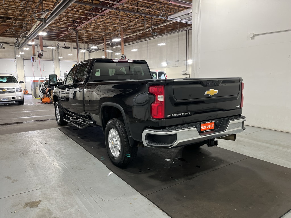 2022 Chevrolet Silverado 2500HD LTZ - Photo 9