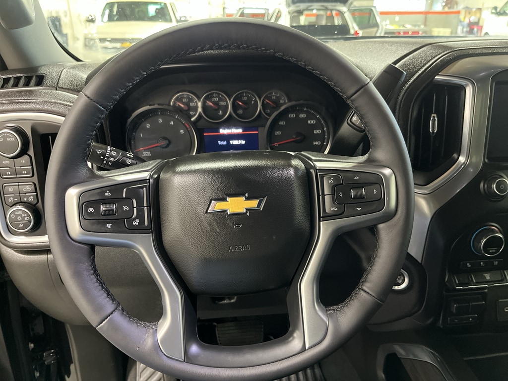 2022 Chevrolet Silverado 2500HD LTZ - Photo 12