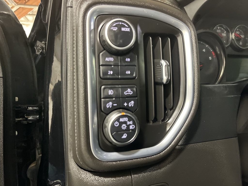 2022 Chevrolet Silverado 2500HD LTZ - Photo 32