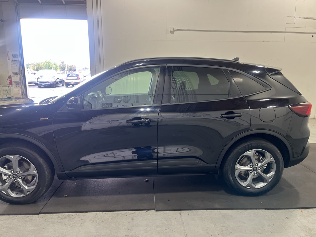 2025 Ford Escape ST-Line Select - Photo 20