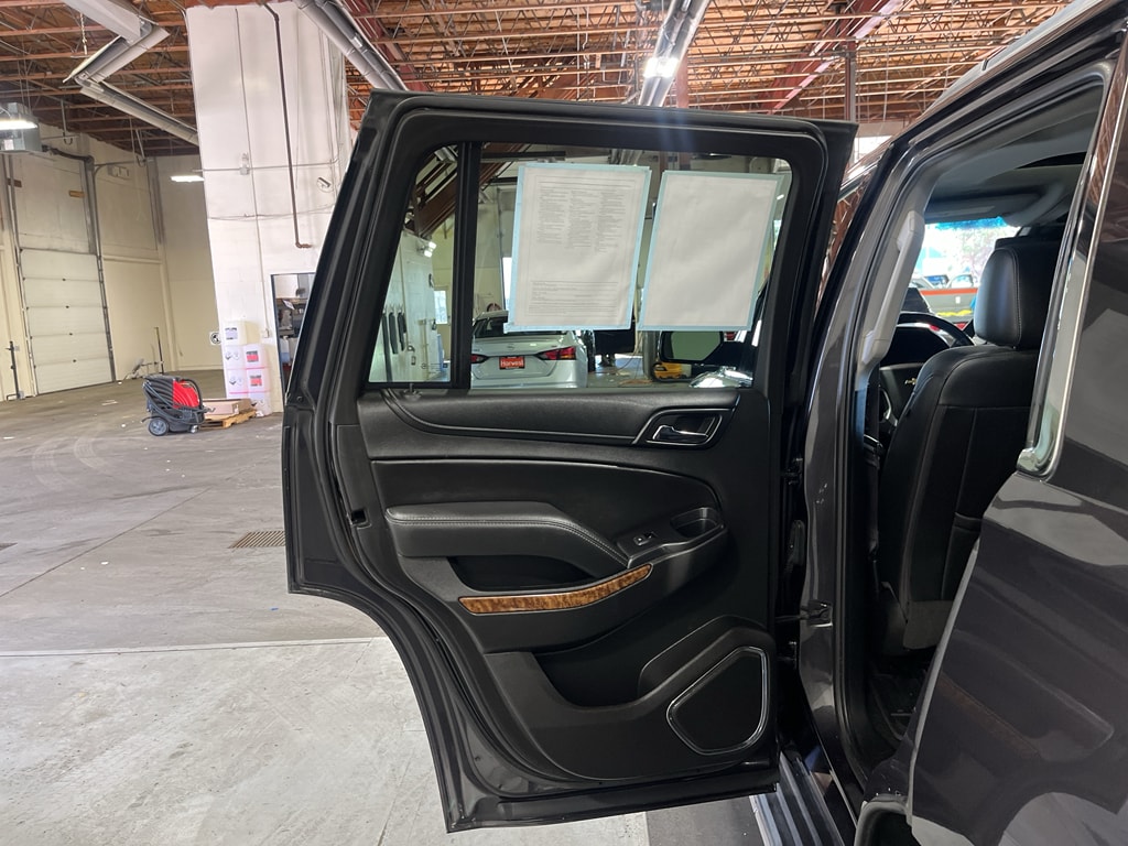 2017 Chevrolet Tahoe Premier - Photo 23