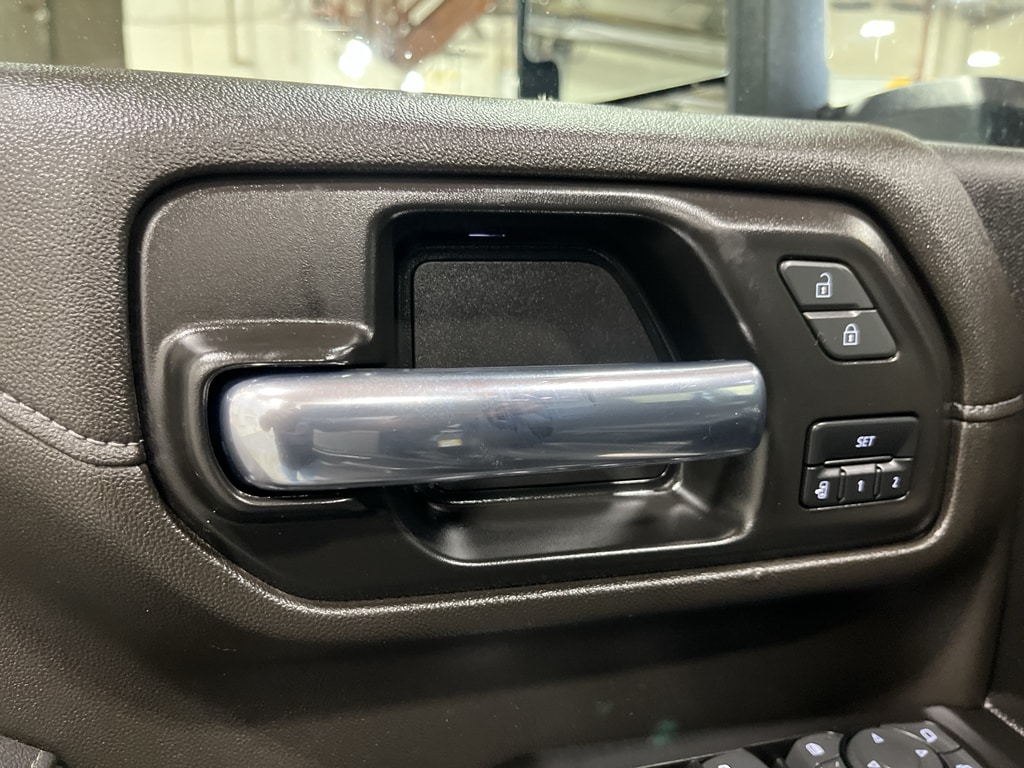 2022 Chevrolet Silverado 2500HD LTZ - Photo 29