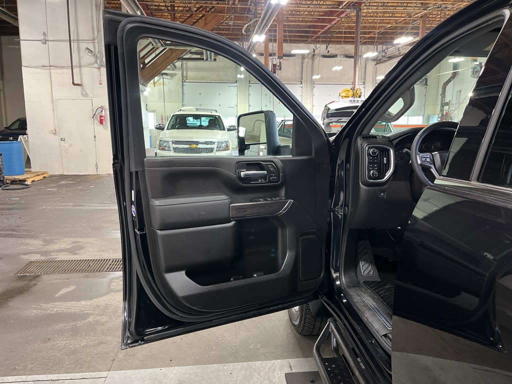 2022 Chevrolet Silverado 2500HD LTZ - Photo 20