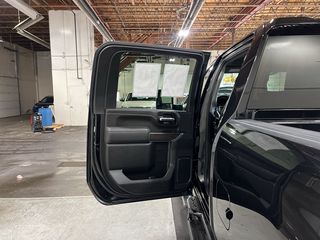 2022 Chevrolet Silverado 2500HD LTZ - Photo 23