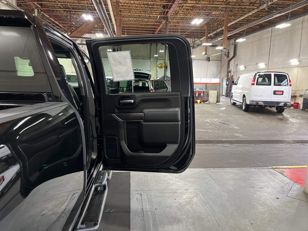 2022 Chevrolet Silverado 2500HD LTZ - Photo 24