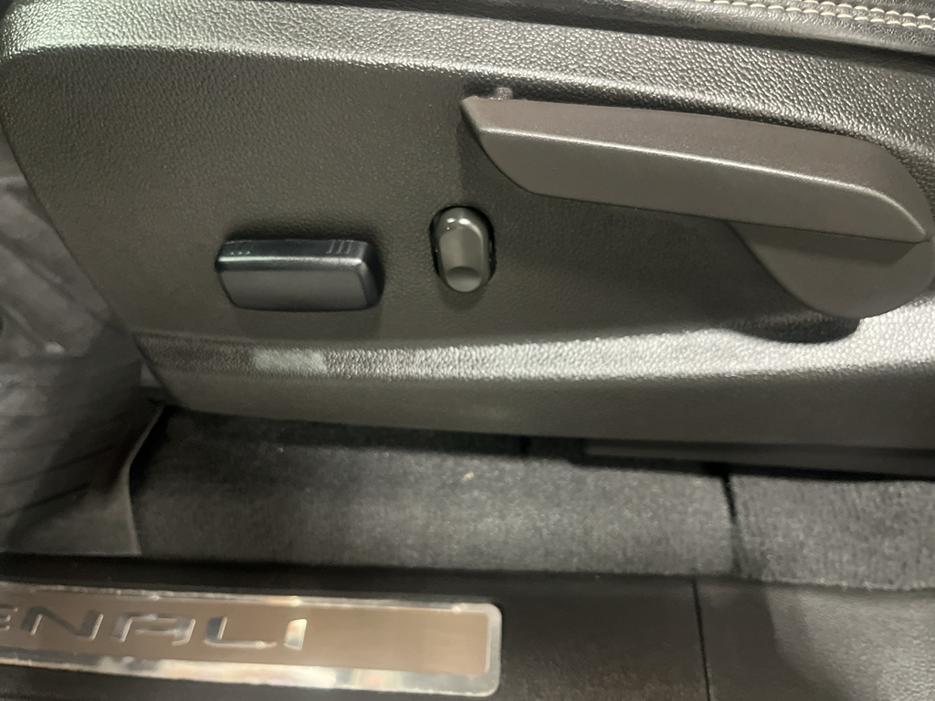 2022 GMC Canyon Denali - Photo 31