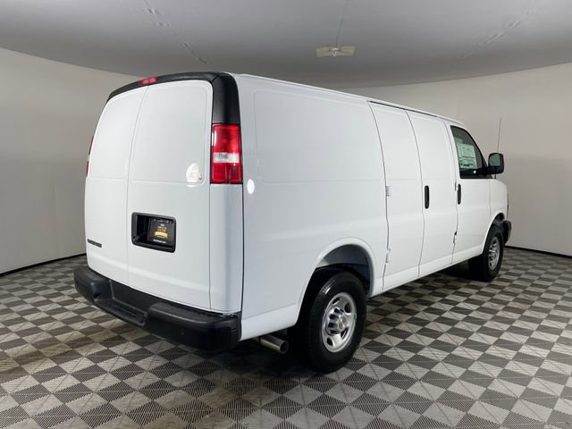 2026 Chevrolet Express Cargo Work Van - Photo 15
