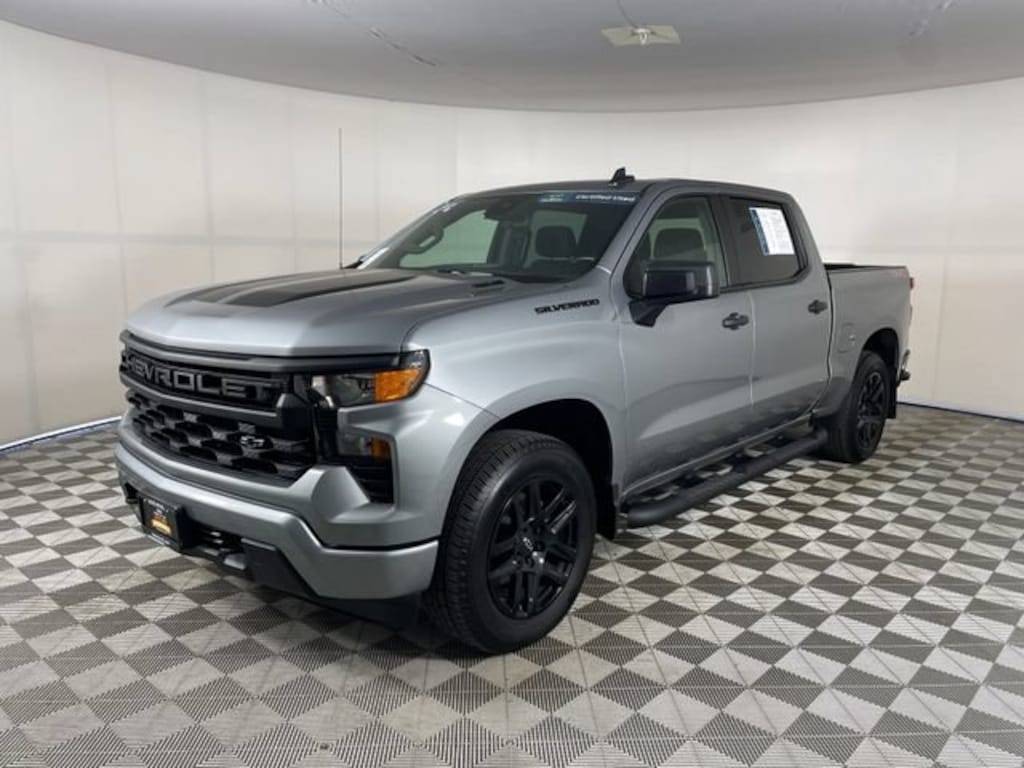 Used 2025 Chevrolet Silverado 1500 Custom Truck