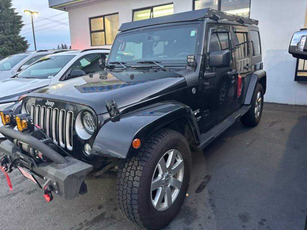 Used 2018 Jeep Wrangler JK Unlimited Sahara 4x4 SUV