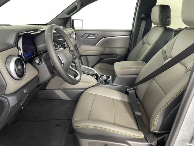 2026 Chevrolet Colorado ZR2 - Photo 2