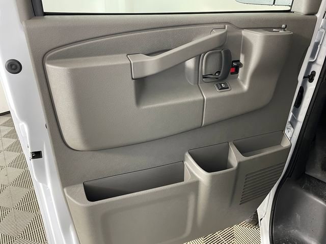 2026 Chevrolet Express Cargo Work Van - Photo 11