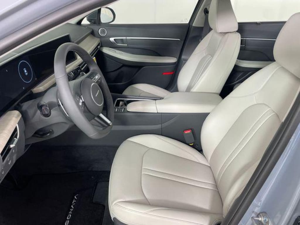 New 2026 Hyundai Sonata Hybrid Limited Sedan