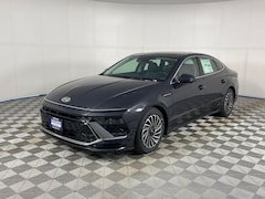 2026 Hyundai Sonata Hybrid Limited Sedan