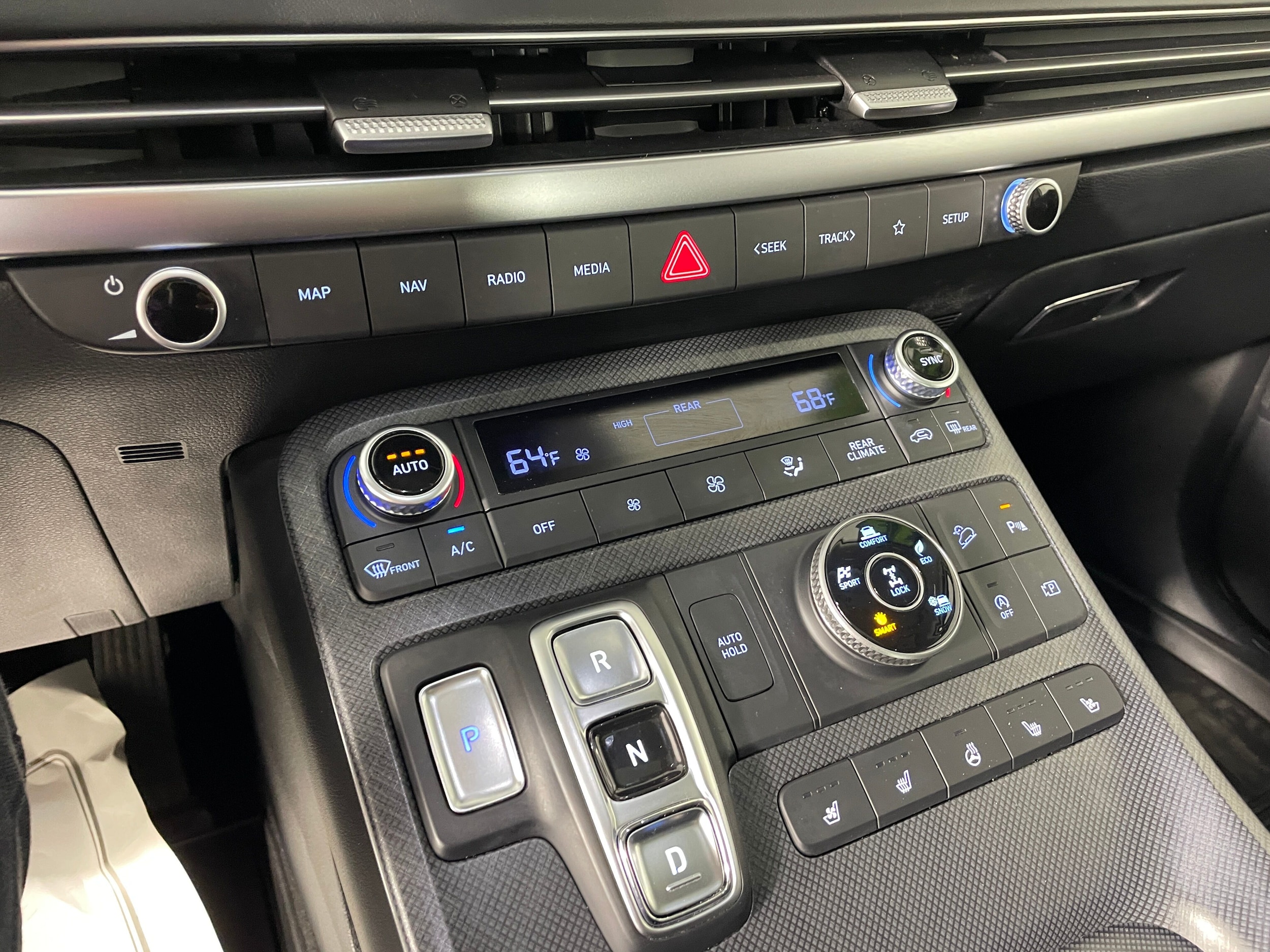 2023 Hyundai Palisade Limited - Photo 8