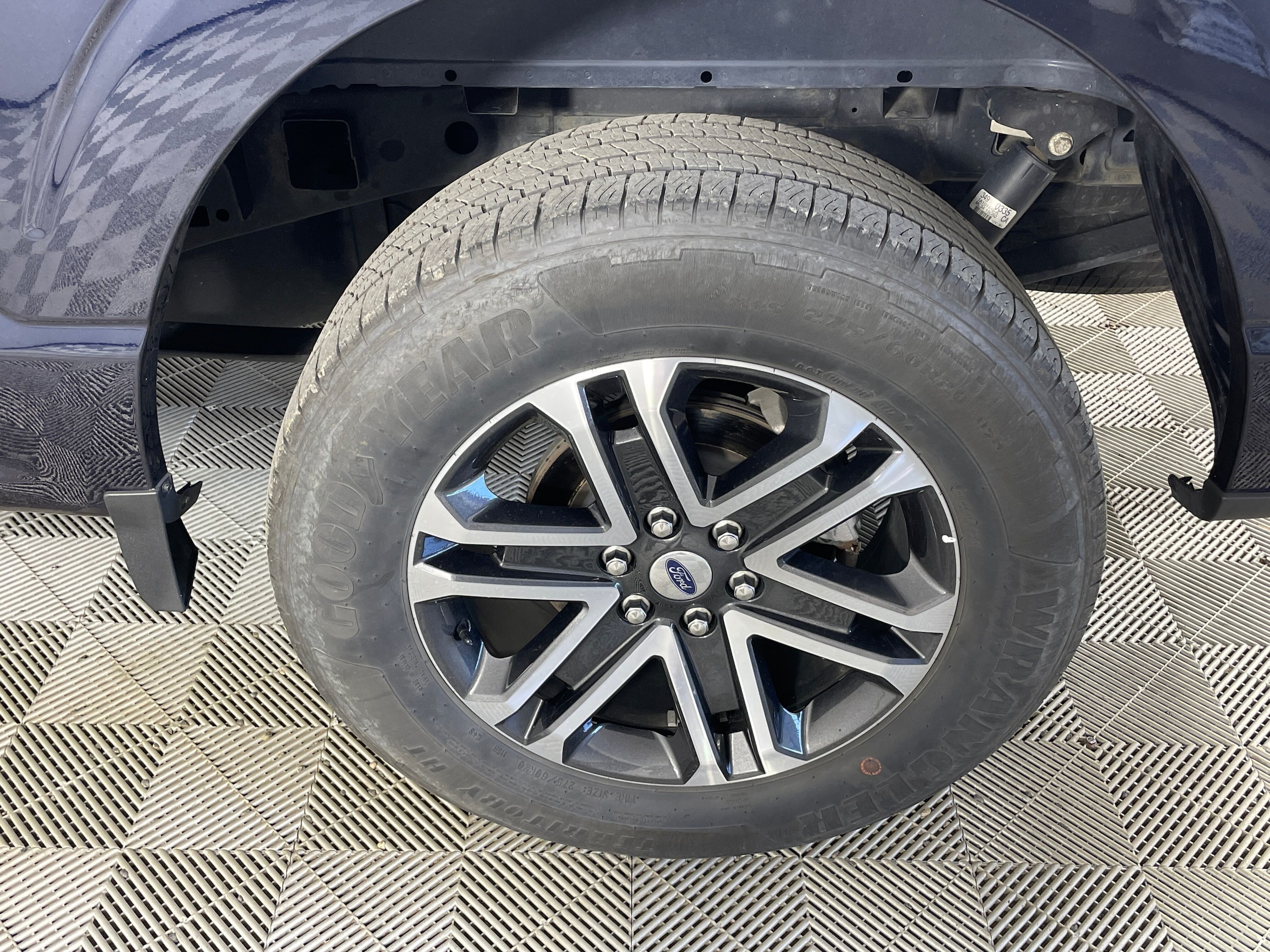 2023 Ford F-150 XL - Photo 18