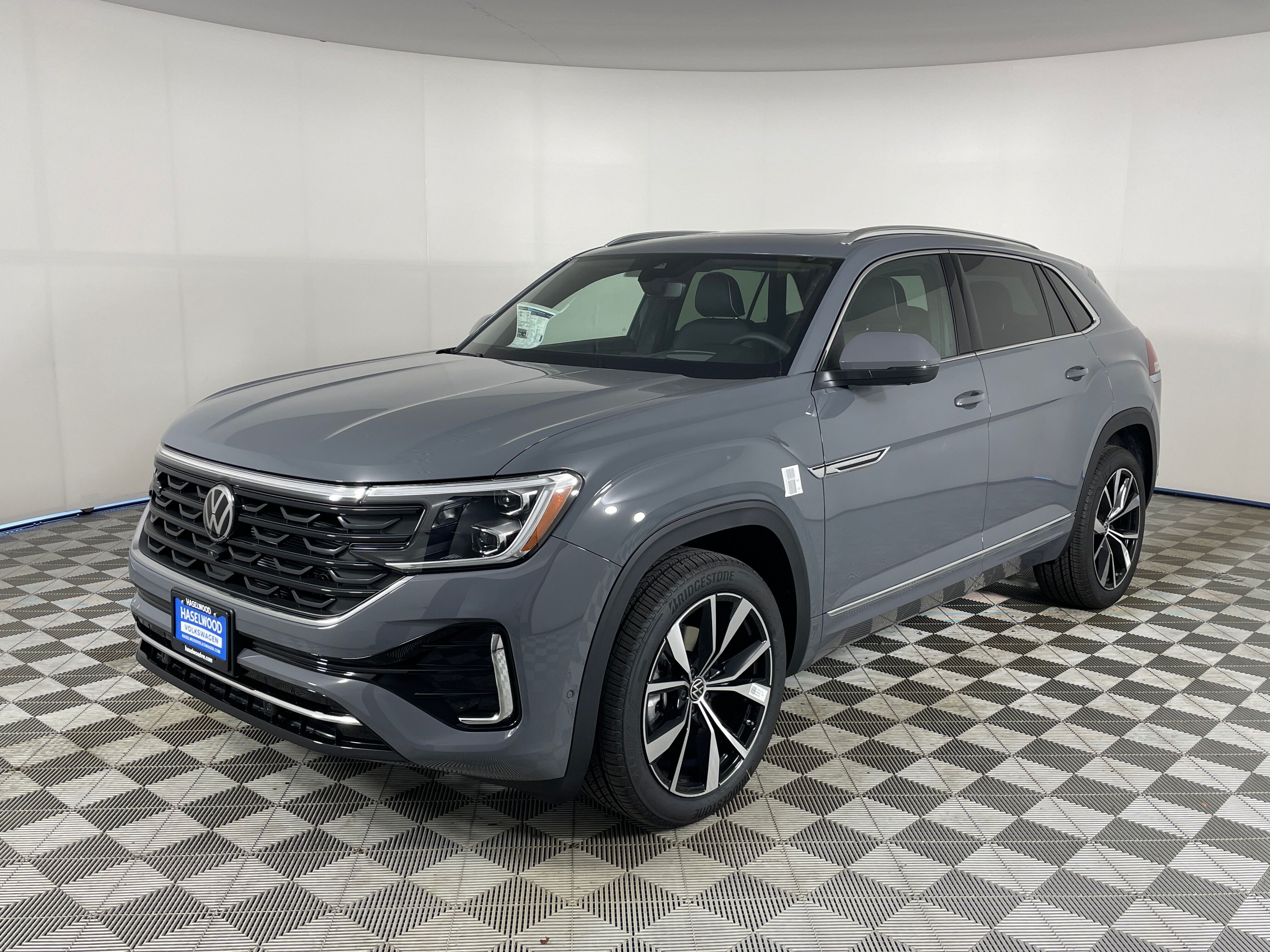 New 2026 Volkswagen Atlas Cross Sport SEL Premium R-Line SUV
