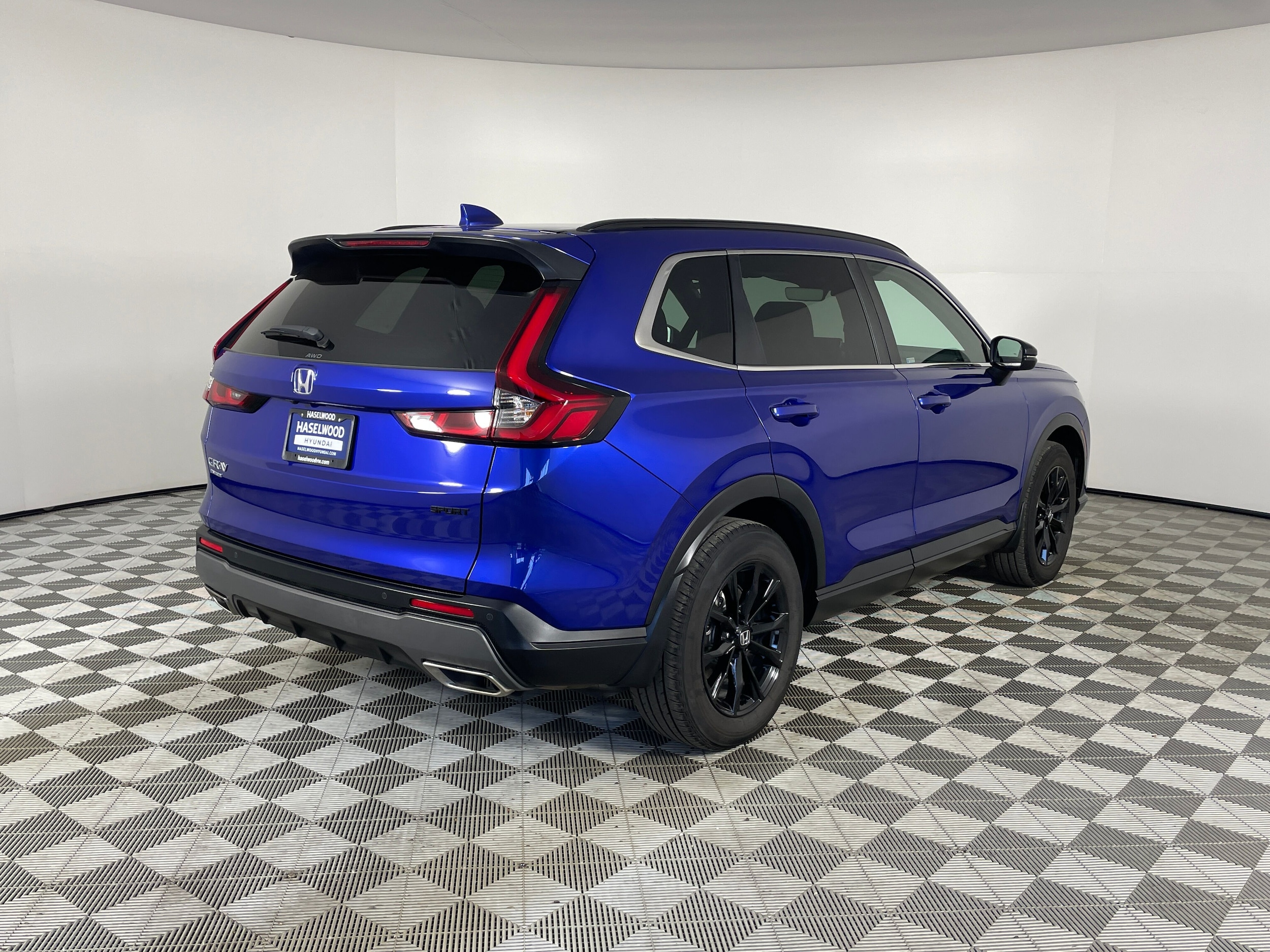 2024 Honda CR-V Sport-L - Photo 25