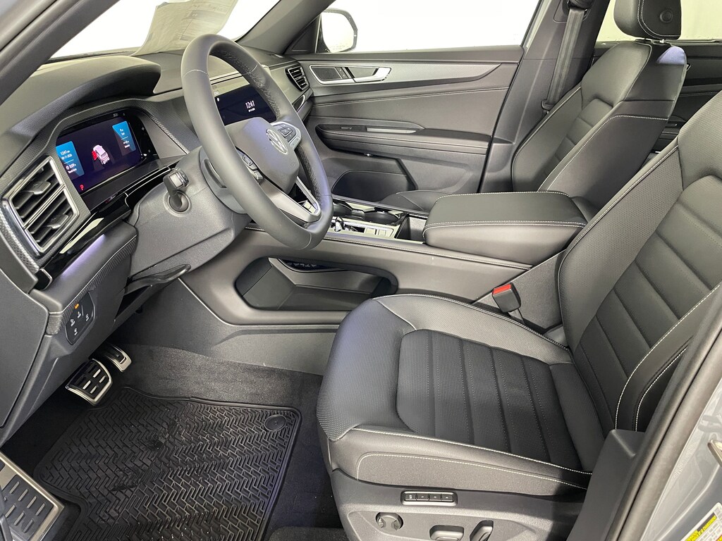 New 2026 Volkswagen Atlas Cross Sport SEL R-Line Black SUV
