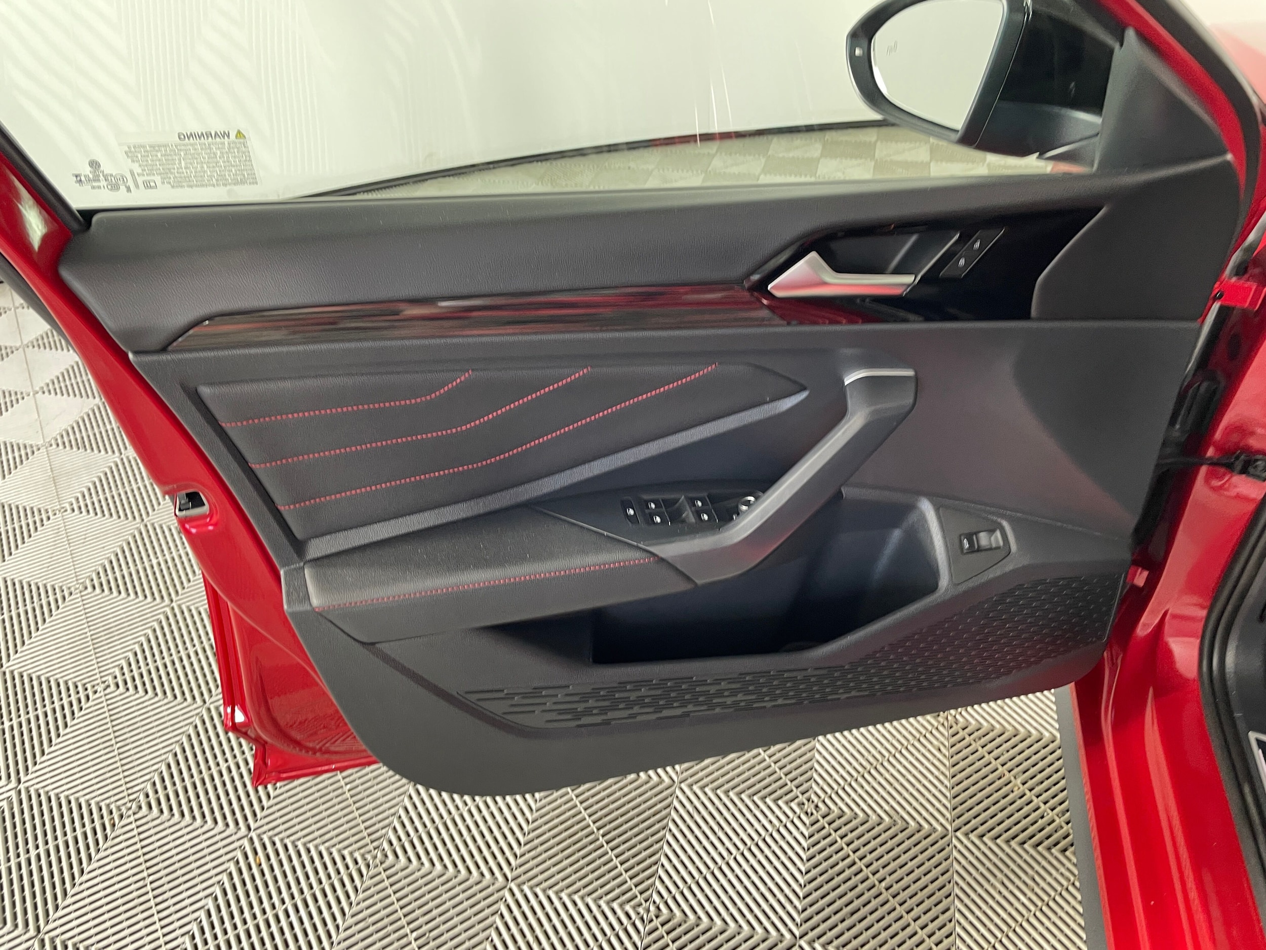 2024 Volkswagen Jetta GLI Autobahn - Photo 16