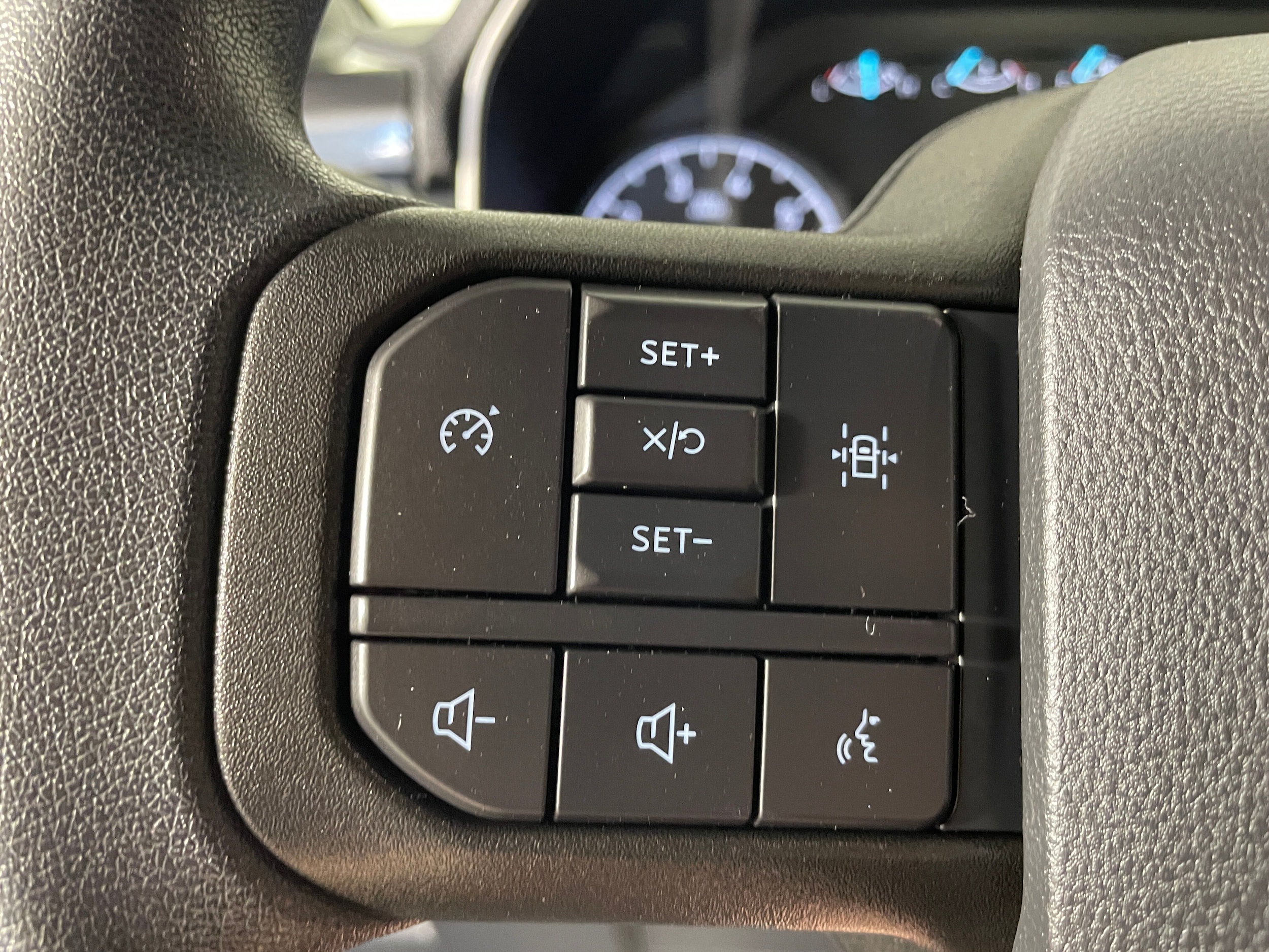 2023 Ford F-150 XL - Photo 10