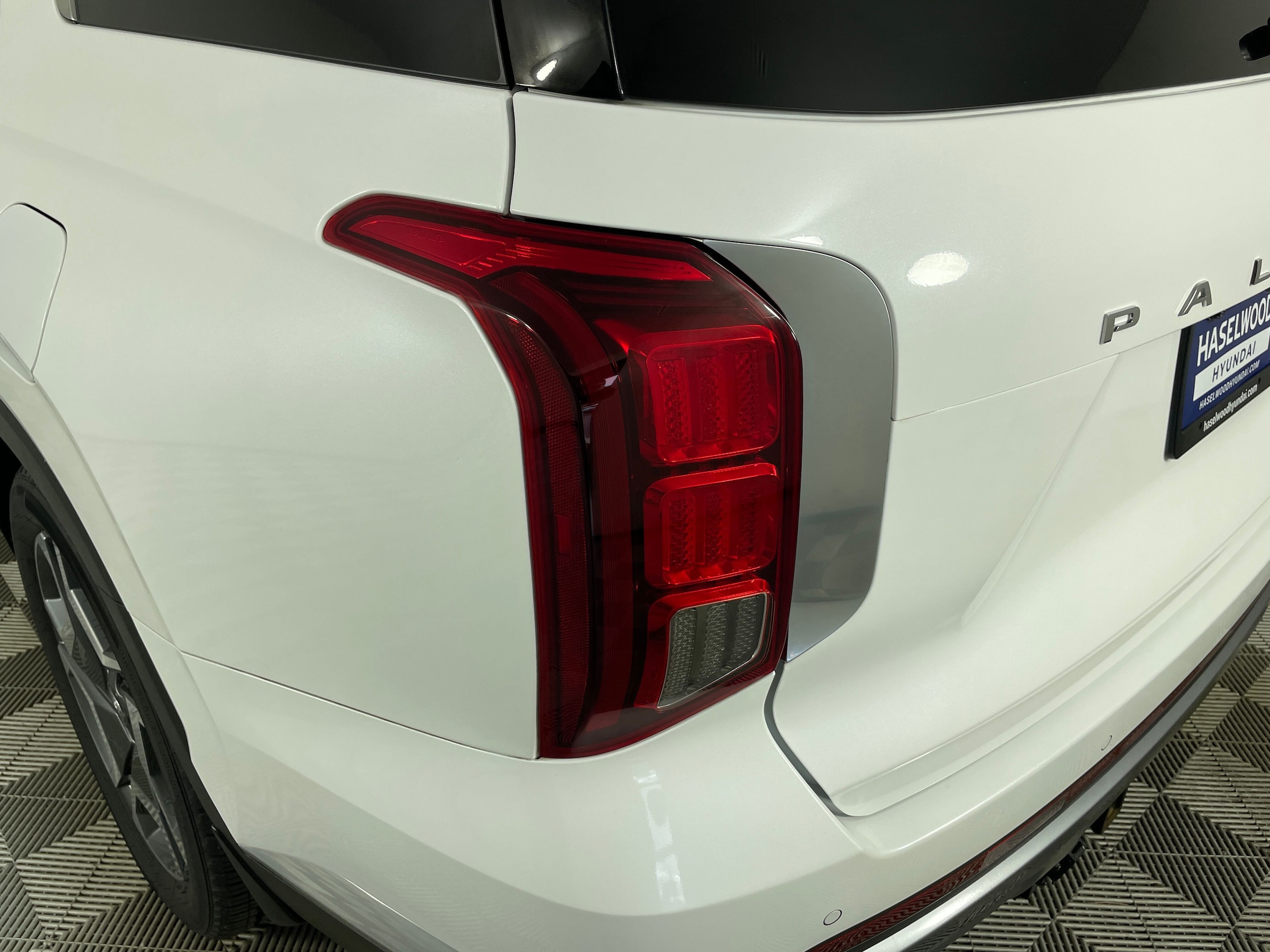 2023 Hyundai Palisade Limited - Photo 18