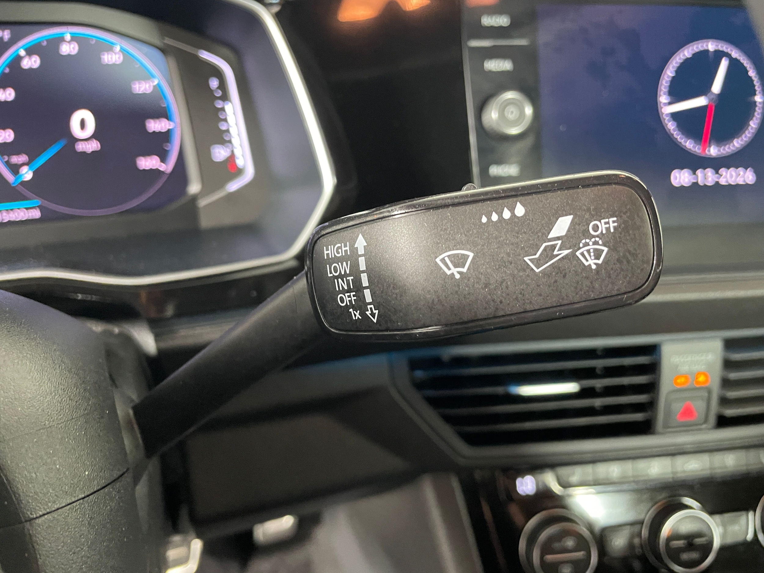 2024 Volkswagen Jetta GLI Autobahn - Photo 12