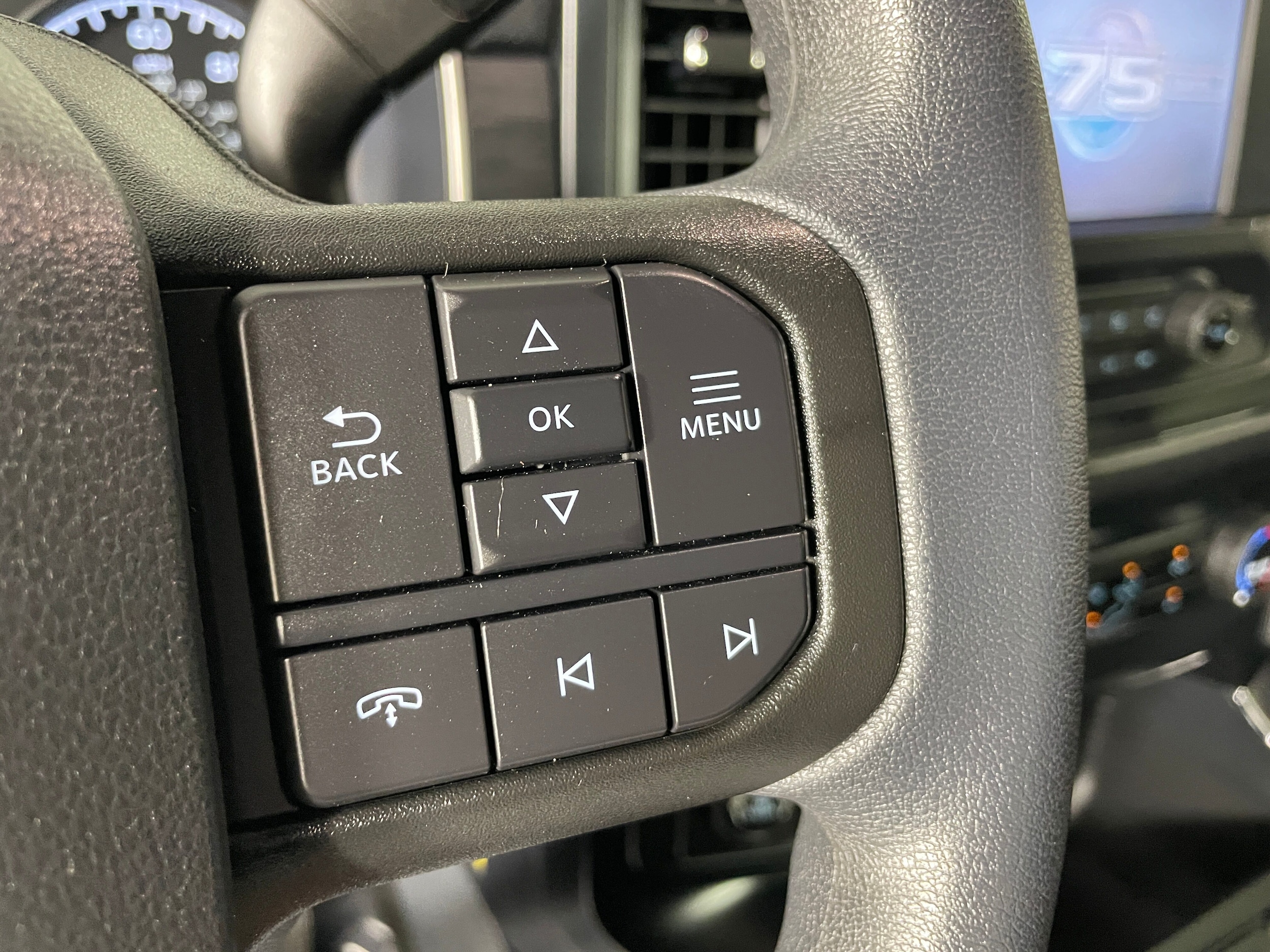 2023 Ford F-150 XL - Photo 9